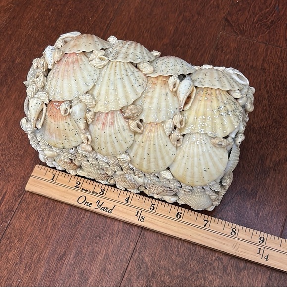 Vintage Shell-Embellished Jewelry Box - Picture 13 of 15